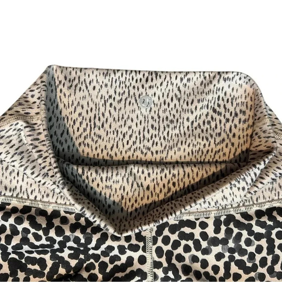 LULULEMON Wunder Under Crop II Leggings Roll Down High Rise Cheetah Black Beige - Picture 7 of 9